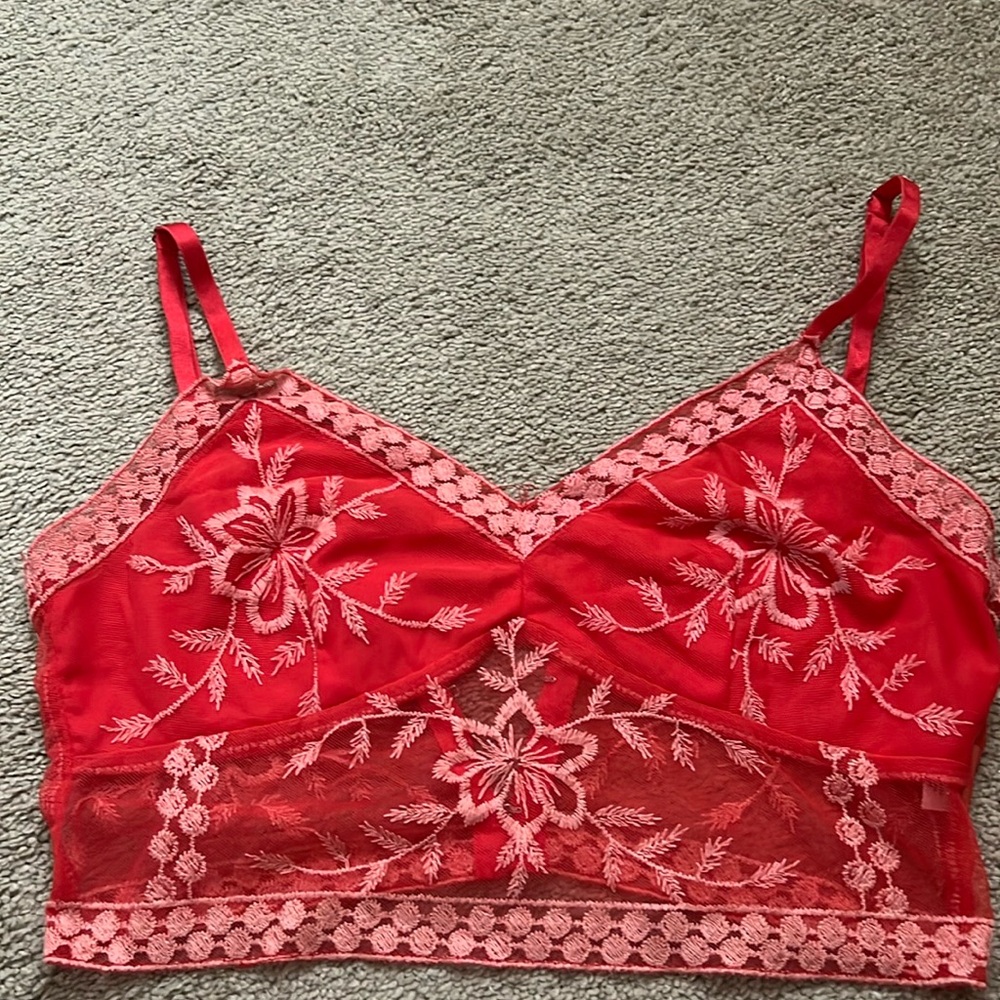 Beautiful red with pink embroidered design bralette crop top. Size M